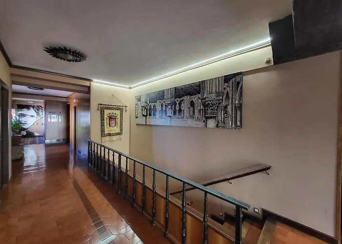 Hotel Leonor Miron
