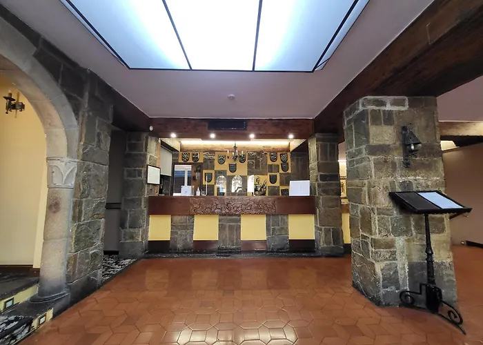 Hotel Leonor Miron