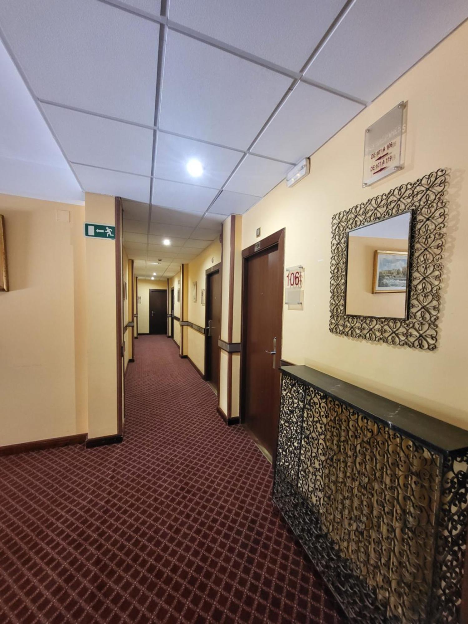 Leonor Mirón Hotel